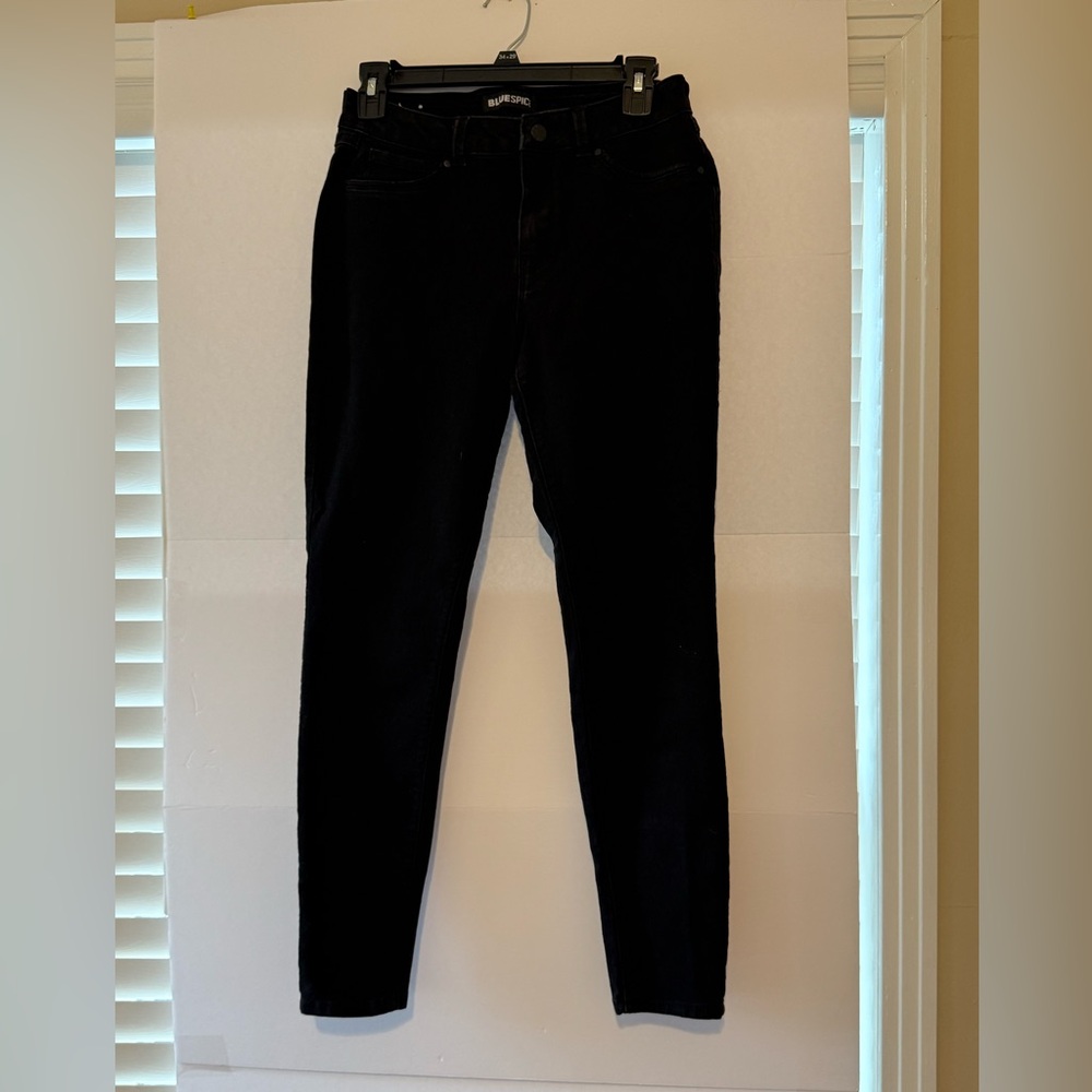 Elegant Black Skinny Jeans for Women
